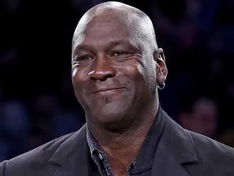 Michael Jordan en la televisión como comentarista